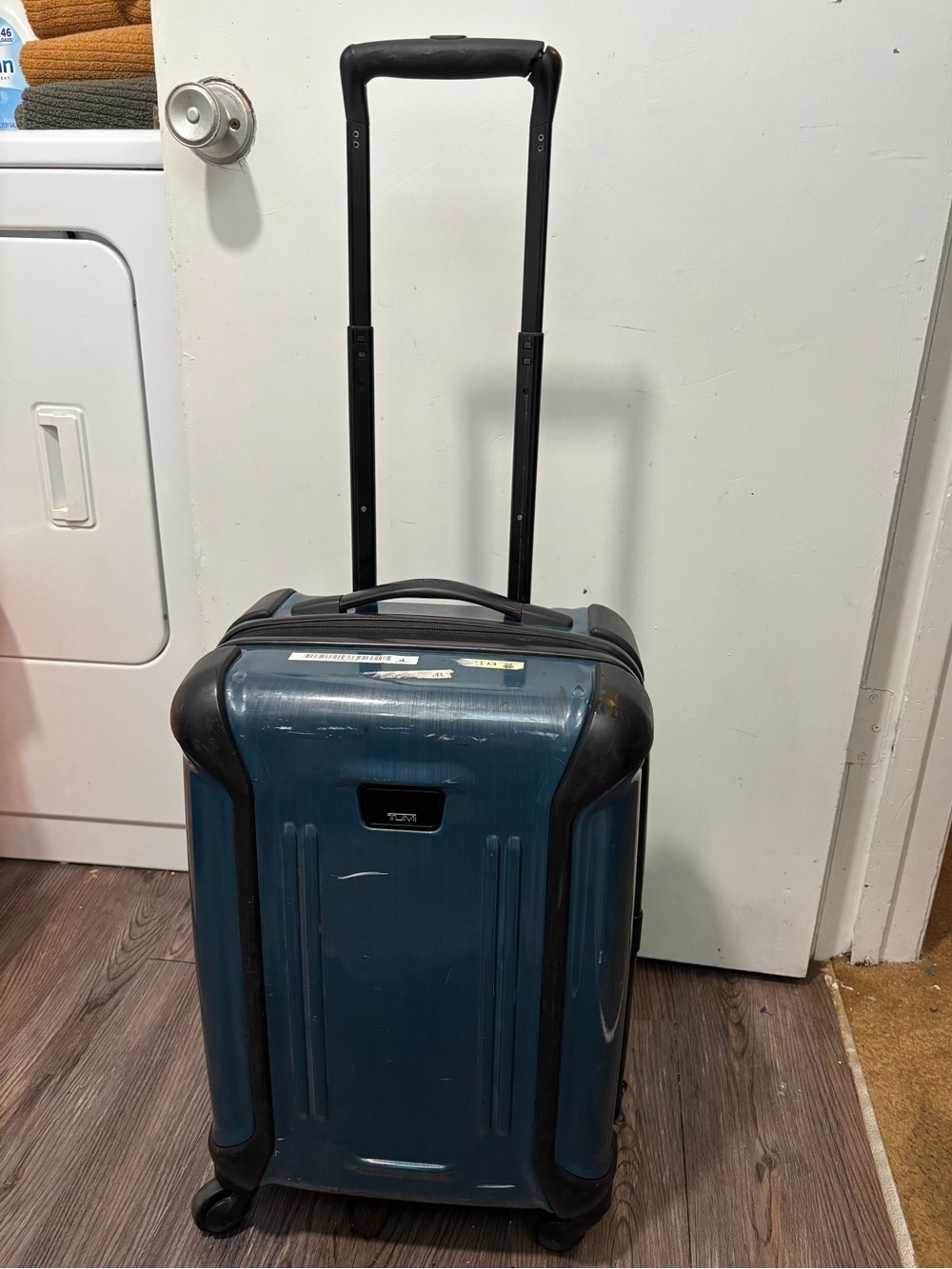 Tumi Vapor 21 in Continental Carry-On Hardcase Spinner Luggage Dark Teal *AS IS*